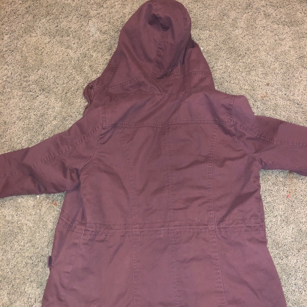 Maroon jacket - Picture 2 of 4